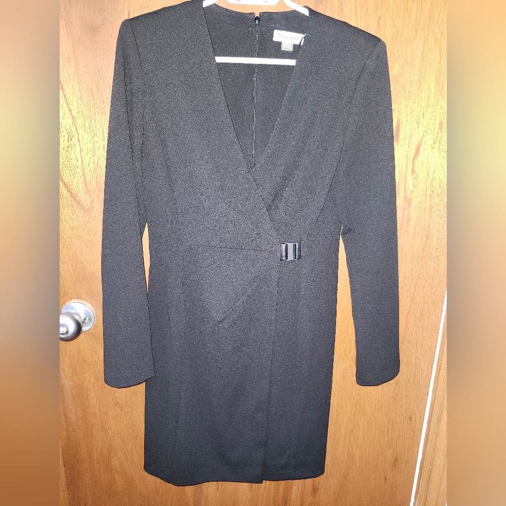 Elegant Black Long Sleeve Dress